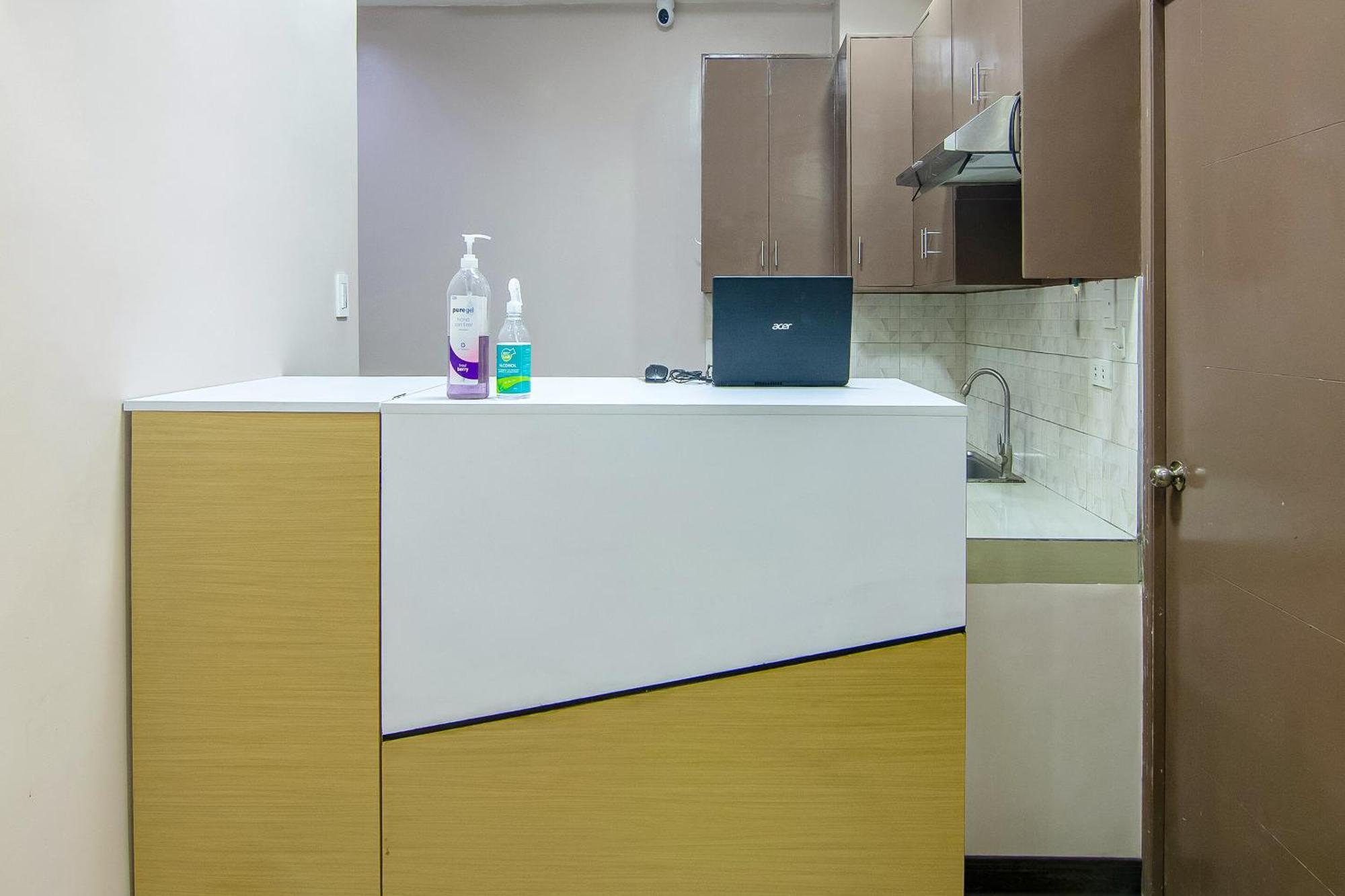 Oyo 766 Ichehan Apartments มะนิลา ภายนอก รูปภาพ
