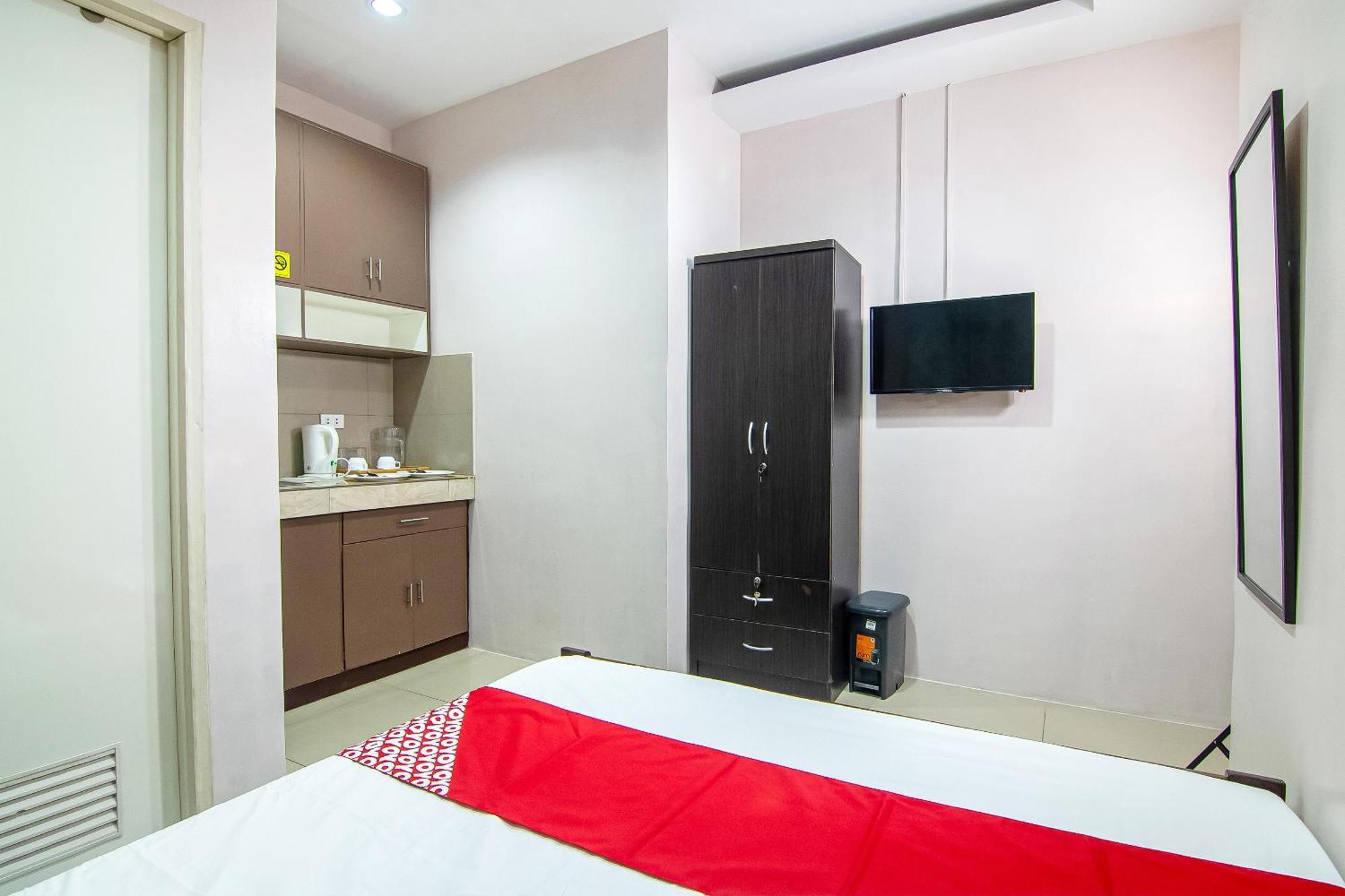Oyo 766 Ichehan Apartments มะนิลา ภายนอก รูปภาพ
