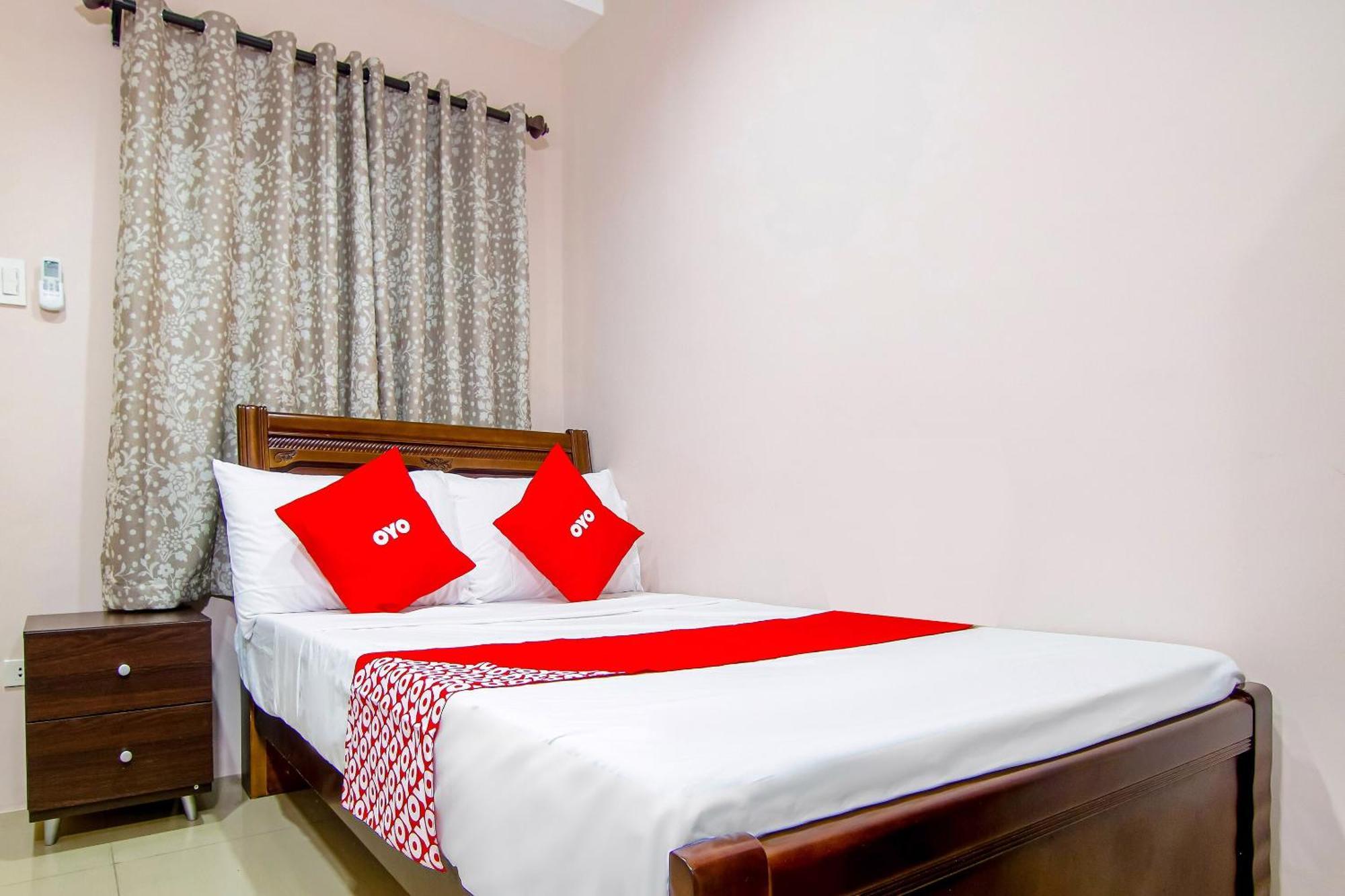 Oyo 766 Ichehan Apartments มะนิลา ภายนอก รูปภาพ