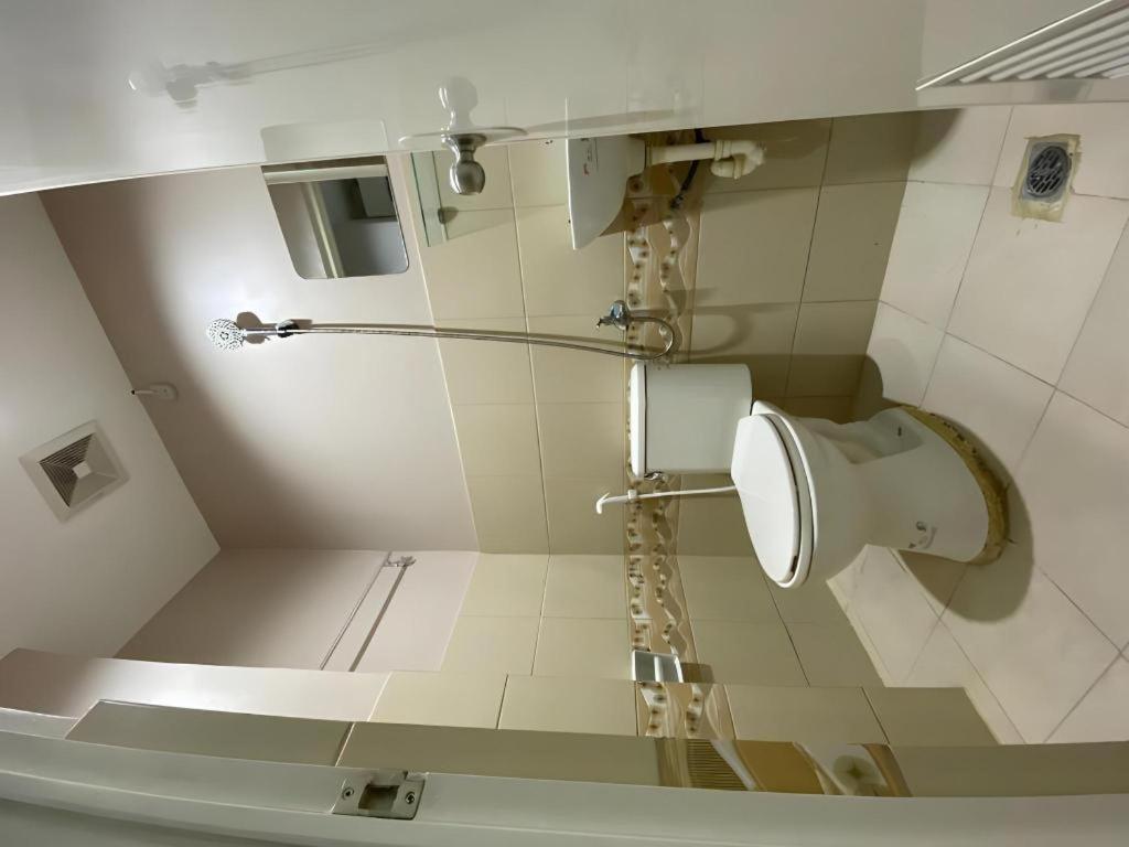 Oyo 766 Ichehan Apartments มะนิลา ภายนอก รูปภาพ