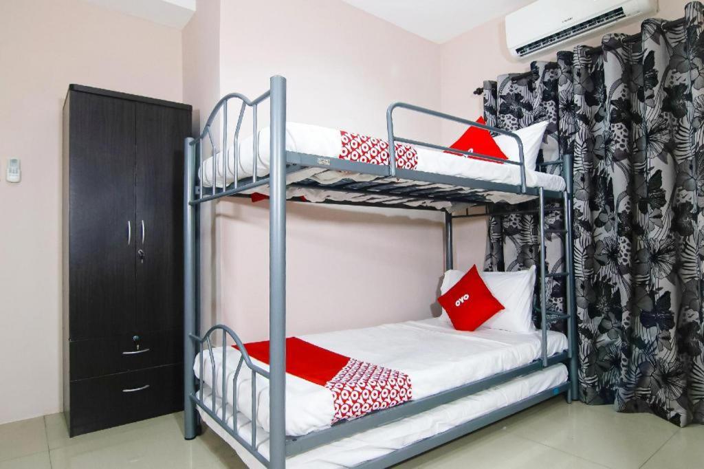 Oyo 766 Ichehan Apartments มะนิลา ภายนอก รูปภาพ