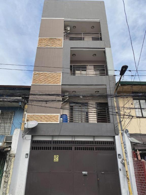 Oyo 766 Ichehan Apartments มะนิลา ภายนอก รูปภาพ